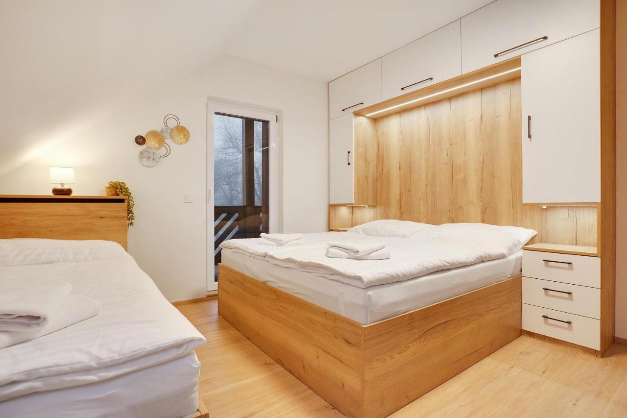 Krusnohorske Strane Apartment