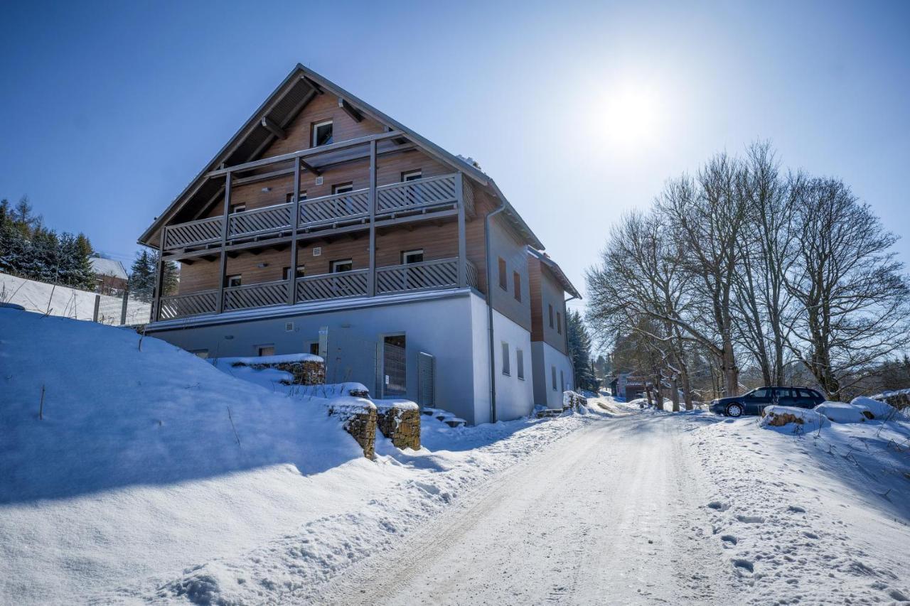 Krusnohorske Strane Apartamento *